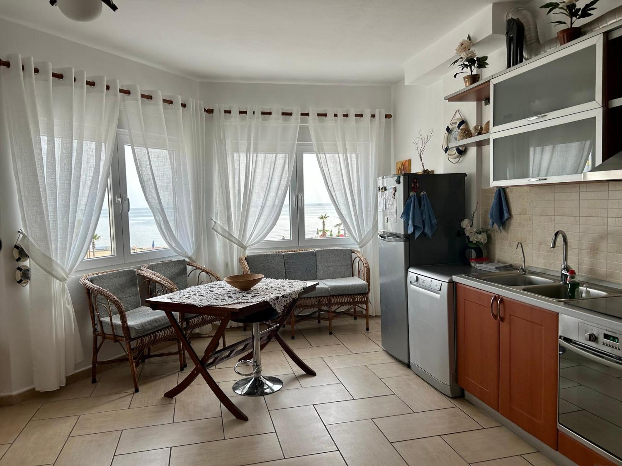 Teuta Apartment Durres Bagian luar foto